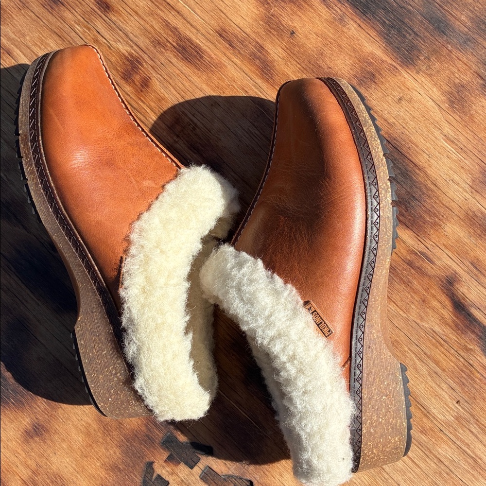 PIKOLINOS Cognac Leather Slip-On Clog with Cream Shearling Collar - Picture 3 of 3